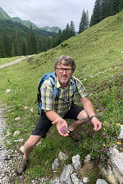 Genusswandern und Kochen auf der Alpe mit Herbert "Herby" Edlinger im Kleinwalsertal  (©Foto: Anke Sieker)
